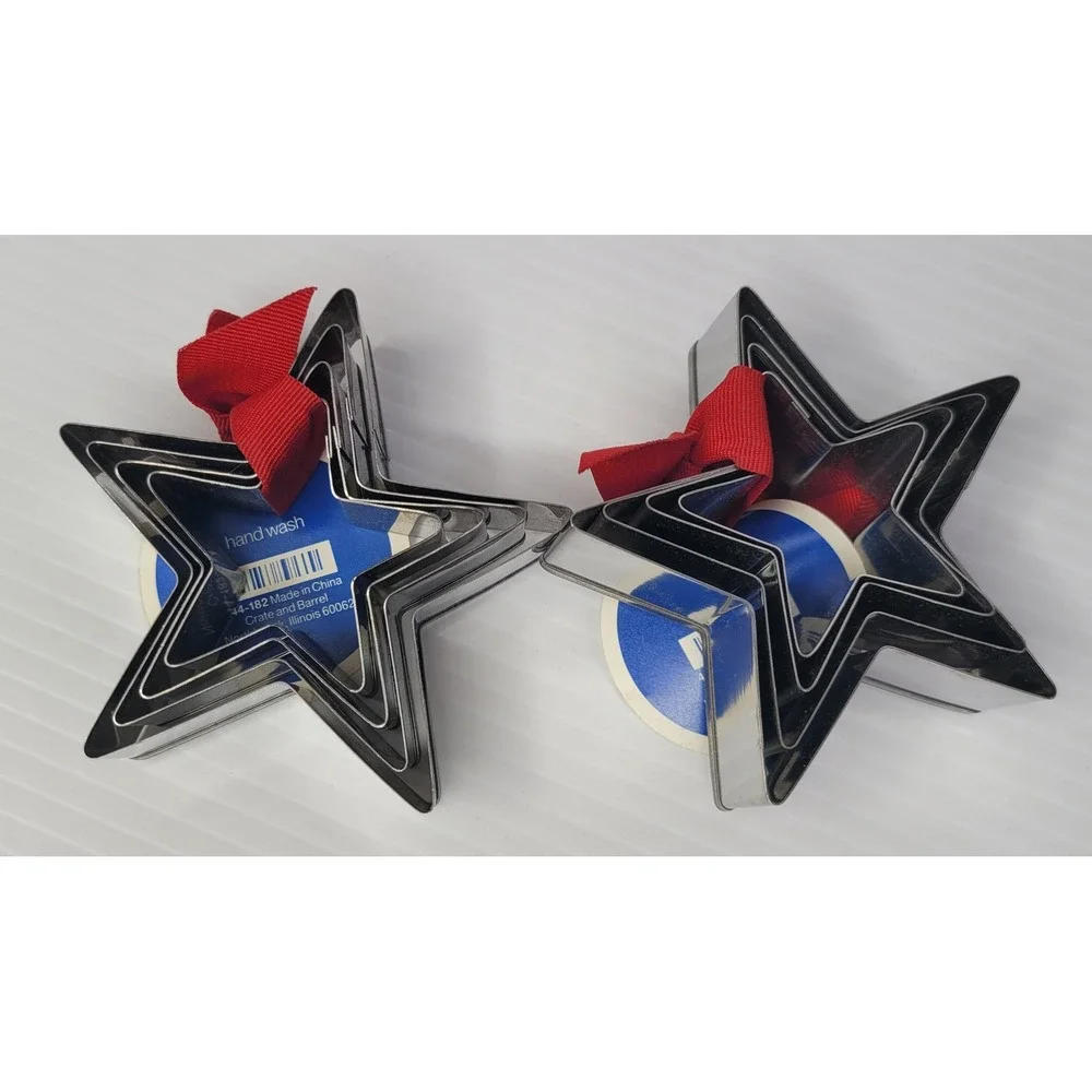 Crate‎ & Barrel Star Cookie Cutter Set Silver Metal Nesting 2 Sets NEW